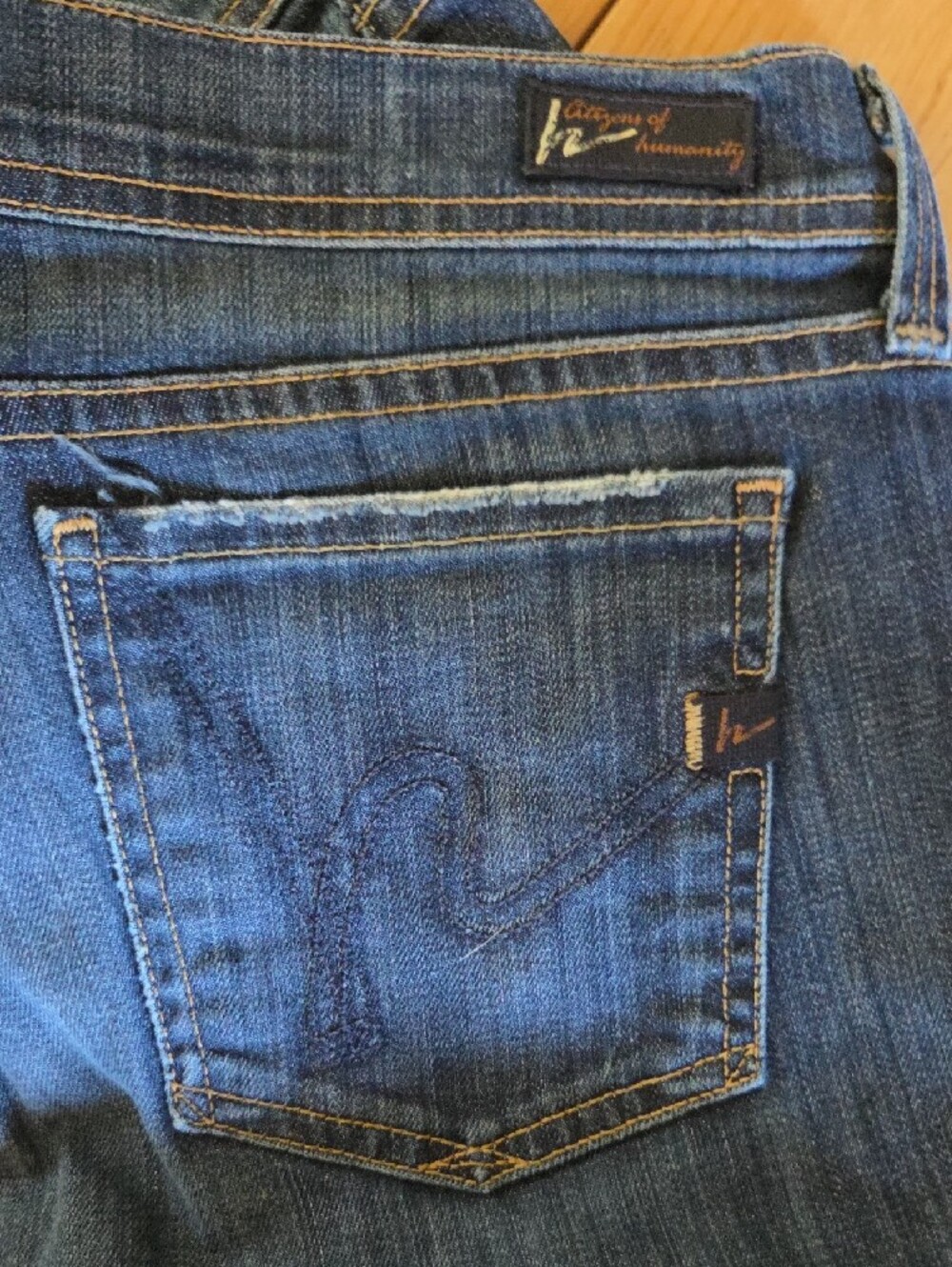 Citizens Of Humanity Women's Skinny Jeans in Dark Blue Wash - Picture 3 of 8